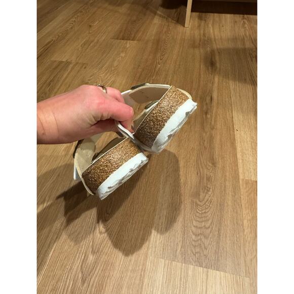 BIRKENSTOCK NWOT White & Gold Arizona Sandals Size 41 or 10 - Picture 8 of 14